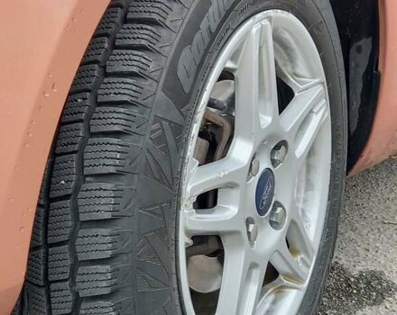 Форд Фиеста 2017 в Ивано-Франковске на Automoto.ua Оранжевый Форд Фиеста, объемом двигателя 1.6 л и пробегом 124 тыс. км за 8500 $, фото 6 на Automoto.ua