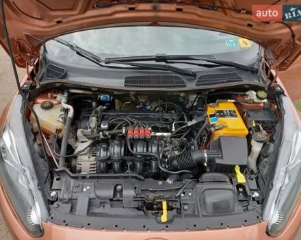 Форд Фиеста 2017 в Ивано-Франковске на Automoto.ua Оранжевый Форд Фиеста, объемом двигателя 1.6 л и пробегом 124 тыс. км за 8500 $, фото 11 на Automoto.ua