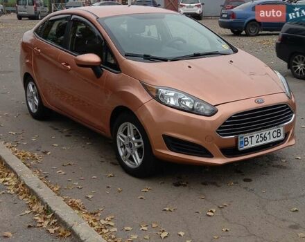 Форд Фієста 2017 у Івано-Франківську на Automoto.ua Помаранчевий Форд Фієста, об'ємом двигуна 1.6 л та пробігом 124 тис. км за 8500 $, фото 1 на Automoto.ua