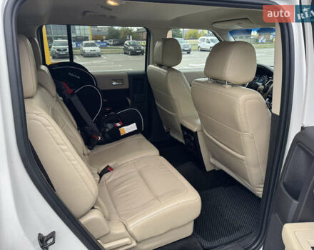 Форд Флекс 2013 в Белой Церкве на Automoto.ua Белый Форд Флекс, объемом двигателя 3.5 л и пробегом 214 тыс. км за 12999 $, фото 21 на Automoto.ua