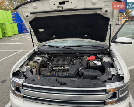 Форд Флекс 2013 в Белой Церкве на Automoto.ua Белый Форд Флекс, объемом двигателя 3.5 л и пробегом 214 тыс. км за 12999 $, фото 31 на Automoto.ua