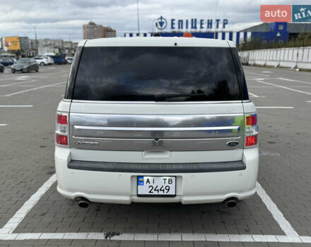 Форд Флекс 2013 в Белой Церкве на Automoto.ua Белый Форд Флекс, объемом двигателя 3.5 л и пробегом 214 тыс. км за 12999 $, фото 4 на Automoto.ua