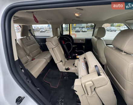 Форд Флекс 2013 в Белой Церкве на Automoto.ua Белый Форд Флекс, объемом двигателя 3.5 л и пробегом 214 тыс. км за 12999 $, фото 30 на Automoto.ua