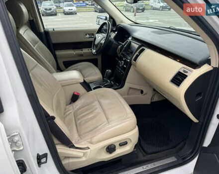 Форд Флекс 2013 в Белой Церкве на Automoto.ua Белый Форд Флекс, объемом двигателя 3.5 л и пробегом 214 тыс. км за 12999 $, фото 18 на Automoto.ua