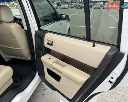 Форд Флекс 2013 в Белой Церкве на Automoto.ua Белый Форд Флекс, объемом двигателя 3.5 л и пробегом 214 тыс. км за 12999 $, фото 20 на Automoto.ua