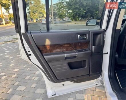 Белый Форд Флекс, объемом двигателя 3.5 л и пробегом 187 тыс. км за 12800 $, фото 57 на Automoto.ua