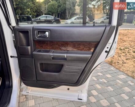 Белый Форд Флекс, объемом двигателя 3.5 л и пробегом 187 тыс. км за 12800 $, фото 62 на Automoto.ua