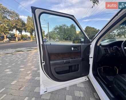 Белый Форд Флекс, объемом двигателя 3.5 л и пробегом 187 тыс. км за 12800 $, фото 31 на Automoto.ua