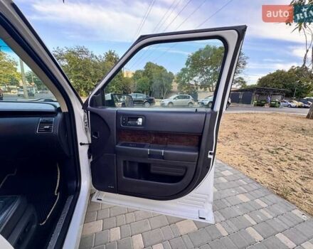 Белый Форд Флекс, объемом двигателя 3.5 л и пробегом 187 тыс. км за 12800 $, фото 41 на Automoto.ua