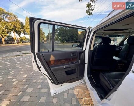 Белый Форд Флекс, объемом двигателя 3.5 л и пробегом 187 тыс. км за 12800 $, фото 58 на Automoto.ua