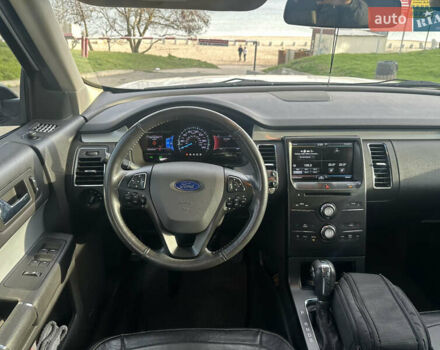 Белый Форд Флекс, объемом двигателя 3.5 л и пробегом 194 тыс. км за 11999 $, фото 1 на Automoto.ua