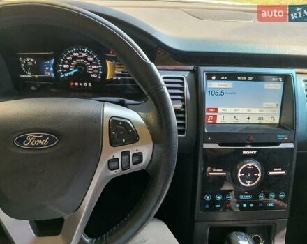 Белый Форд Флекс, объемом двигателя 3.5 л и пробегом 119 тыс. км за 15700 $, фото 6 на Automoto.ua