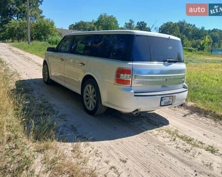 Белый Форд Флекс, объемом двигателя 3.5 л и пробегом 119 тыс. км за 15700 $, фото 3 на Automoto.ua