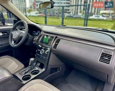 Белый Форд Флекс, объемом двигателя 3.5 л и пробегом 224 тыс. км за 12500 $, фото 8 на Automoto.ua