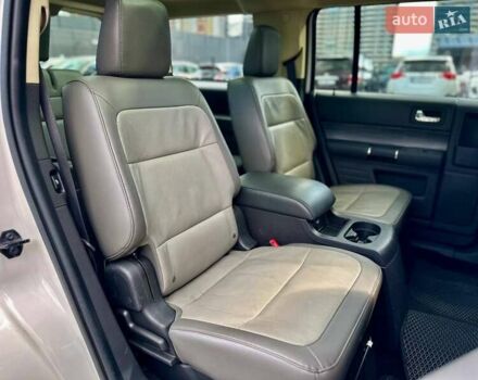 Белый Форд Флекс, объемом двигателя 3.5 л и пробегом 224 тыс. км за 12500 $, фото 14 на Automoto.ua