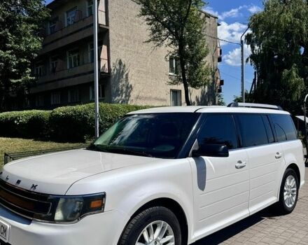 Белый Форд Флекс, объемом двигателя 3.5 л и пробегом 333 тыс. км за 10700 $, фото 1 на Automoto.ua