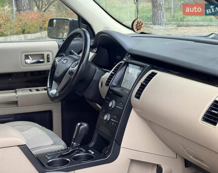 Красный Форд Флекс, объемом двигателя 3.5 л и пробегом 154 тыс. км за 12700 $, фото 36 на Automoto.ua