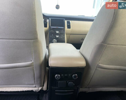 Красный Форд Флекс, объемом двигателя 3.5 л и пробегом 158 тыс. км за 13000 $, фото 14 на Automoto.ua