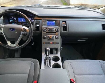 Серый Форд Флекс, объемом двигателя 3.5 л и пробегом 94 тыс. км за 13000 $, фото 4 на Automoto.ua