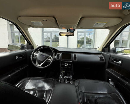 Серый Форд Флекс, объемом двигателя 3.5 л и пробегом 180 тыс. км за 12500 $, фото 5 на Automoto.ua