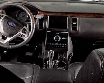 Серый Форд Флекс, объемом двигателя 3.5 л и пробегом 60 тыс. км за 15646 $, фото 13 на Automoto.ua