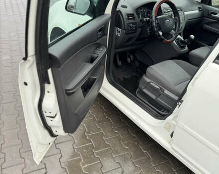 Белый Форд Focus C-Max, объемом двигателя 1.6 л и пробегом 300 тыс. км за 3700 $, фото 15 на Automoto.ua