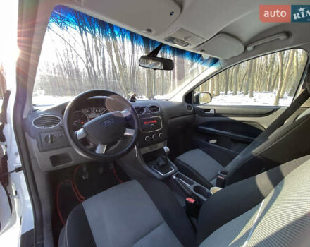Білий Форд Focus C-Max, об'ємом двигуна 1.6 л та пробігом 330 тис. км за 4900 $, фото 10 на Automoto.ua