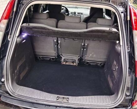 Черный Форд Focus C-Max, объемом двигателя 1.56 л и пробегом 332 тыс. км за 4300 $, фото 7 на Automoto.ua