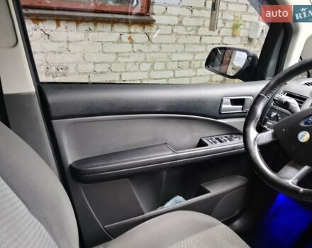 Черный Форд Focus C-Max, объемом двигателя 1.56 л и пробегом 332 тыс. км за 4300 $, фото 13 на Automoto.ua