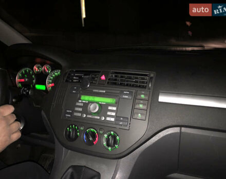 Чорний Форд Focus C-Max, об'ємом двигуна 1.6 л та пробігом 223 тис. км за 5200 $, фото 10 на Automoto.ua