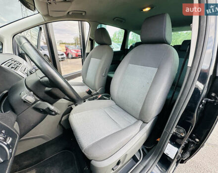 Черный Форд Focus C-Max, объемом двигателя 1.6 л и пробегом 217 тыс. км за 5700 $, фото 33 на Automoto.ua