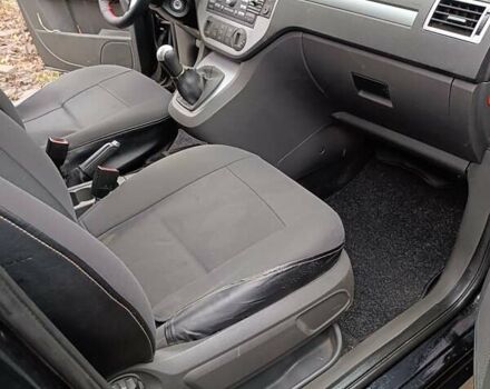 Черный Форд Focus C-Max, объемом двигателя 1.75 л и пробегом 243 тыс. км за 5200 $, фото 7 на Automoto.ua