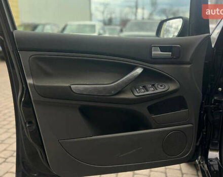 Черный Форд Focus C-Max, объемом двигателя 2 л и пробегом 188 тыс. км за 6500 $, фото 7 на Automoto.ua