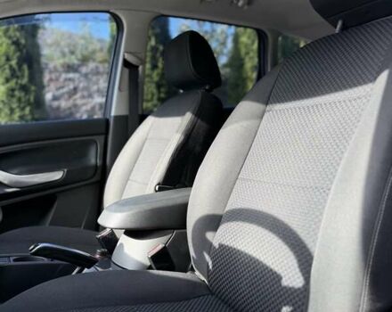 Чорний Форд Focus C-Max, об'ємом двигуна 2 л та пробігом 160 тис. км за 6000 $, фото 17 на Automoto.ua