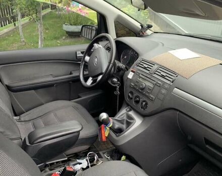 Черный Форд Focus C-Max, объемом двигателя 1.6 л и пробегом 272 тыс. км за 3900 $, фото 4 на Automoto.ua