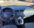 Красный Форд Focus C-Max, объемом двигателя 1.6 л и пробегом 213 тыс. км за 4000 $, фото 13 на Automoto.ua