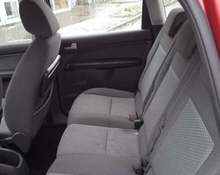 Красный Форд Focus C-Max, объемом двигателя 1.8 л и пробегом 275 тыс. км за 4500 $, фото 8 на Automoto.ua