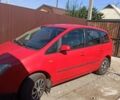 Красный Форд Focus C-Max, объемом двигателя 1.8 л и пробегом 260 тыс. км за 4800 $, фото 1 на Automoto.ua