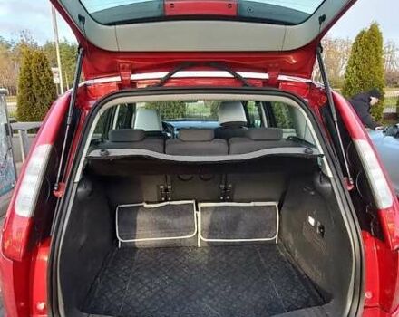 Червоний Форд Focus C-Max, об'ємом двигуна 1.8 л та пробігом 182 тис. км за 6800 $, фото 4 на Automoto.ua