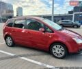 Червоний Форд Focus C-Max, об'ємом двигуна 1.8 л та пробігом 318 тис. км за 5200 $, фото 1 на Automoto.ua