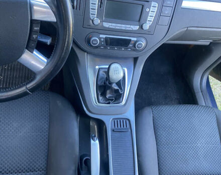 Форд Focus C-Max, объемом двигателя 1.6 л и пробегом 260 тыс. км за 5600 $, фото 2 на Automoto.ua