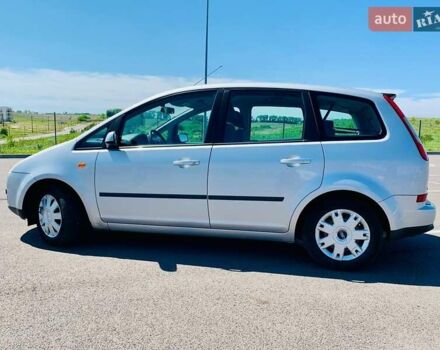 Форд Focus C-Max, объемом двигателя 1.6 л и пробегом 125 тыс. км за 5200 $, фото 3 на Automoto.ua