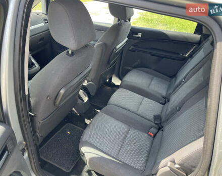 Серый Форд Focus C-Max, объемом двигателя 1.8 л и пробегом 280 тыс. км за 4300 $, фото 7 на Automoto.ua