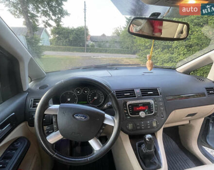 Серый Форд Focus C-Max, объемом двигателя 2 л и пробегом 243 тыс. км за 4989 $, фото 1 на Automoto.ua