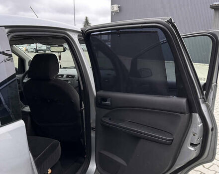 Сірий Форд Focus C-Max, об'ємом двигуна 1.8 л та пробігом 248 тис. км за 3500 $, фото 10 на Automoto.ua