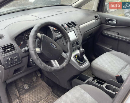 Серый Форд Focus C-Max, объемом двигателя 1.6 л и пробегом 150 тыс. км за 1550 $, фото 4 на Automoto.ua