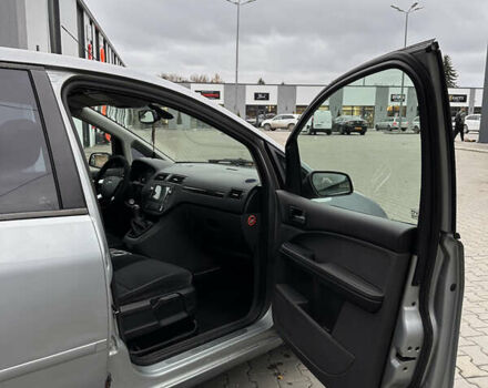 Сірий Форд Focus C-Max, об'ємом двигуна 1.8 л та пробігом 248 тис. км за 3500 $, фото 7 на Automoto.ua