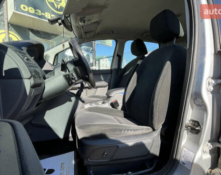 Сірий Форд Focus C-Max, об'ємом двигуна 1.8 л та пробігом 185 тис. км за 4899 $, фото 16 на Automoto.ua