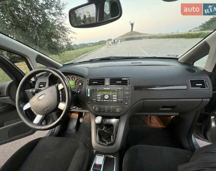 Серый Форд Focus C-Max, объемом двигателя 1.6 л и пробегом 251 тыс. км за 4900 $, фото 12 на Automoto.ua