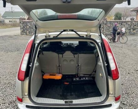 Сірий Форд Focus C-Max, об'ємом двигуна 1.6 л та пробігом 259 тис. км за 4700 $, фото 3 на Automoto.ua